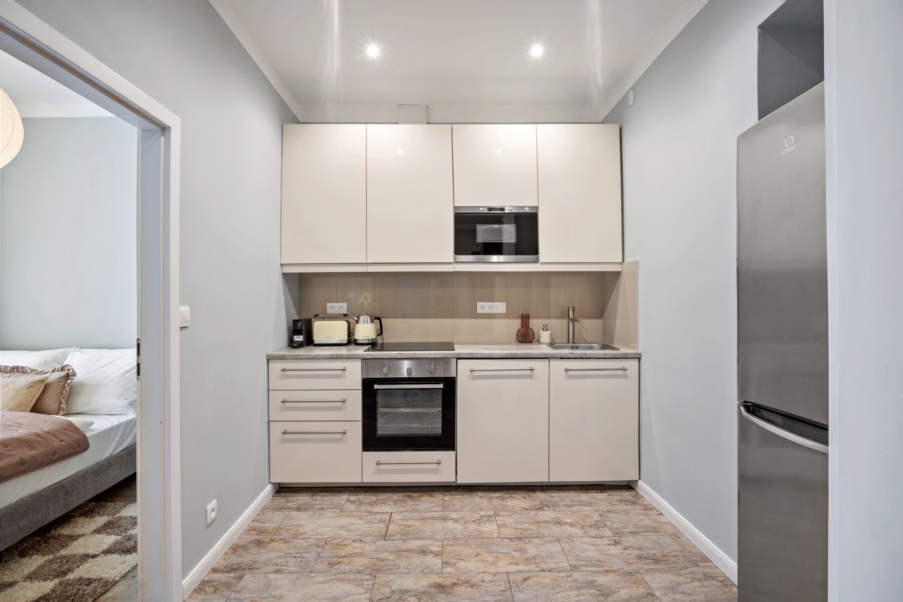 Pronájem bytu  75 m² — photo 3