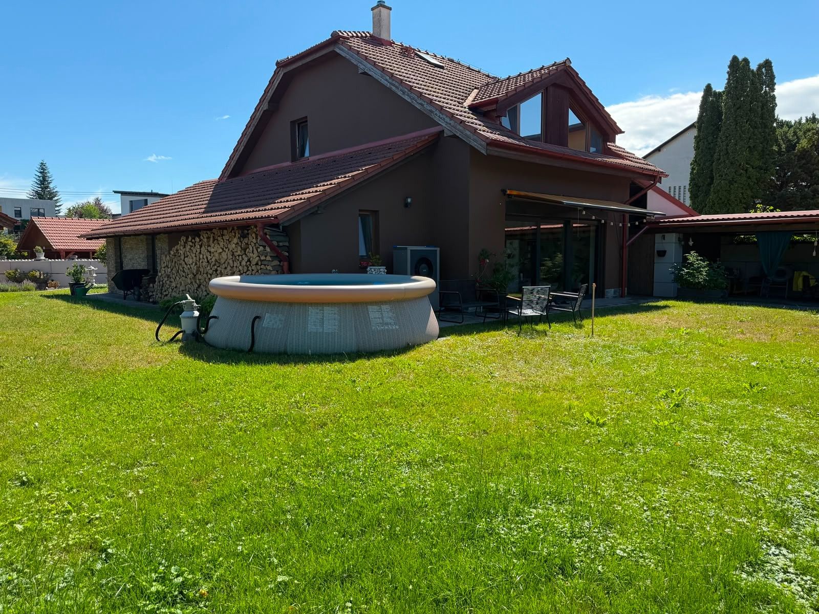Prodej domu 130 m², pozemek 1.096 m² — photo 2