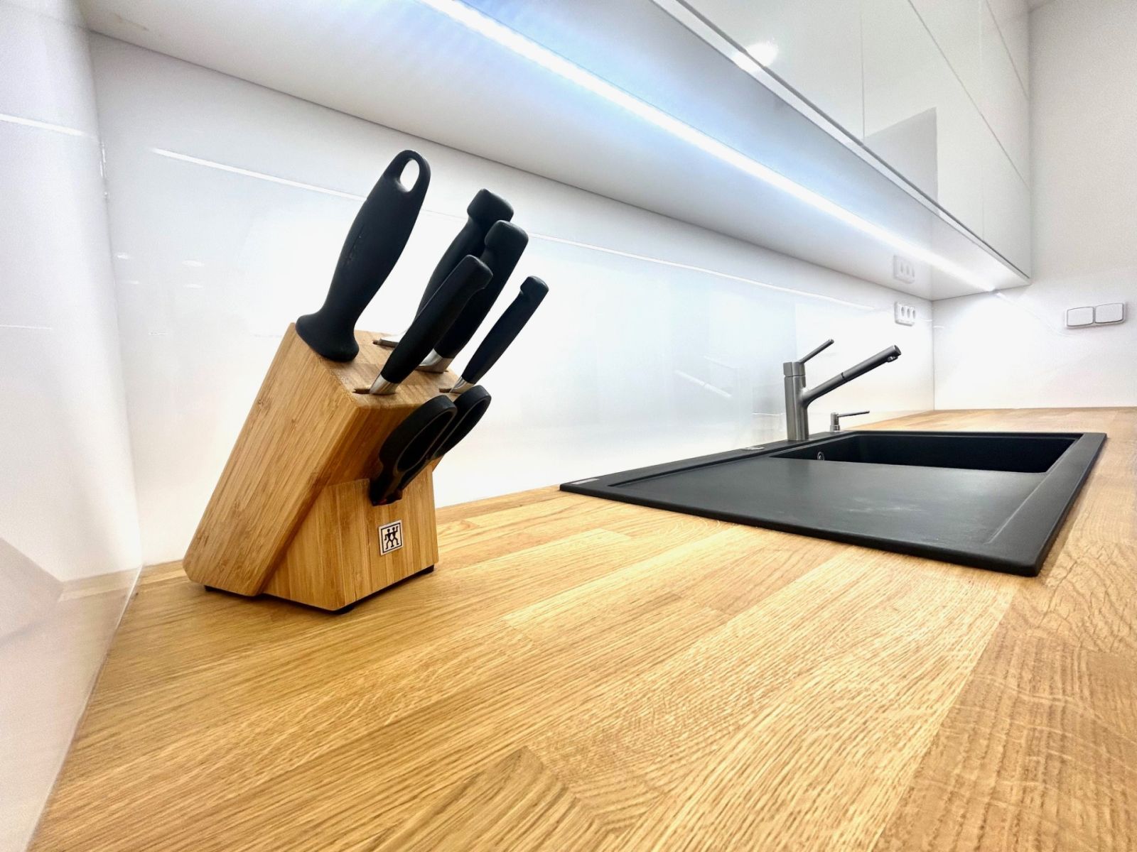 Prodej bytu 3+kk 70 m² — photo 3