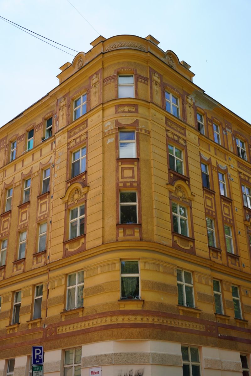 Pronájem bytu 1+1 38 m²