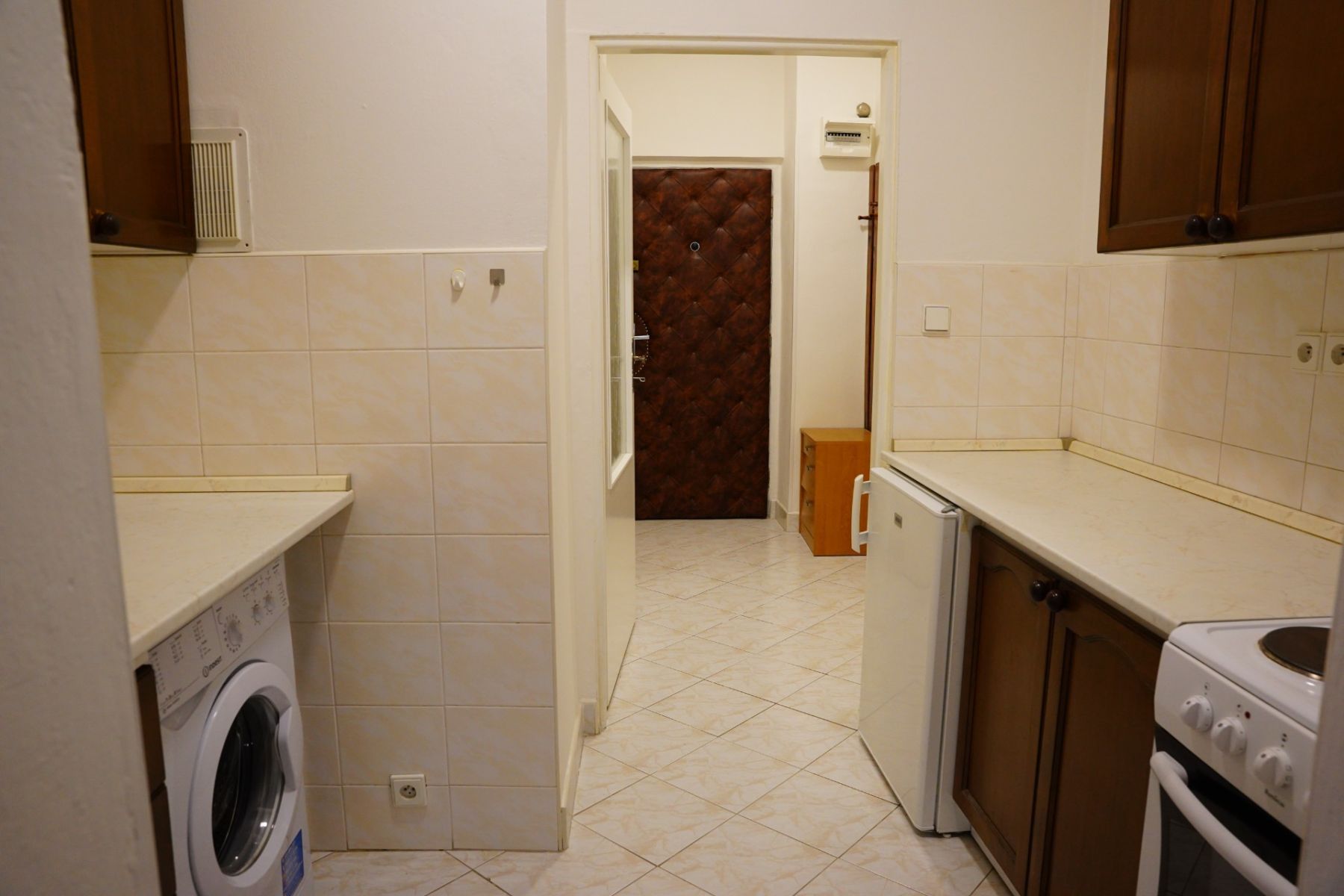 Pronájem bytu 1+1 38 m² — photo 3