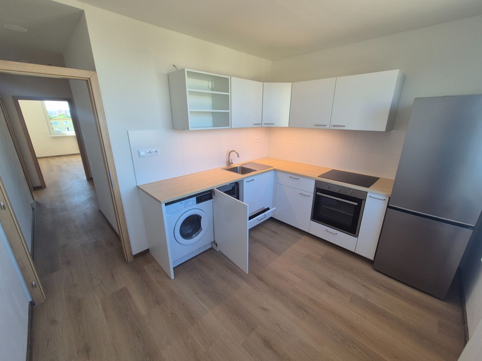Pronájem bytu 2+1 60 m² — photo 2