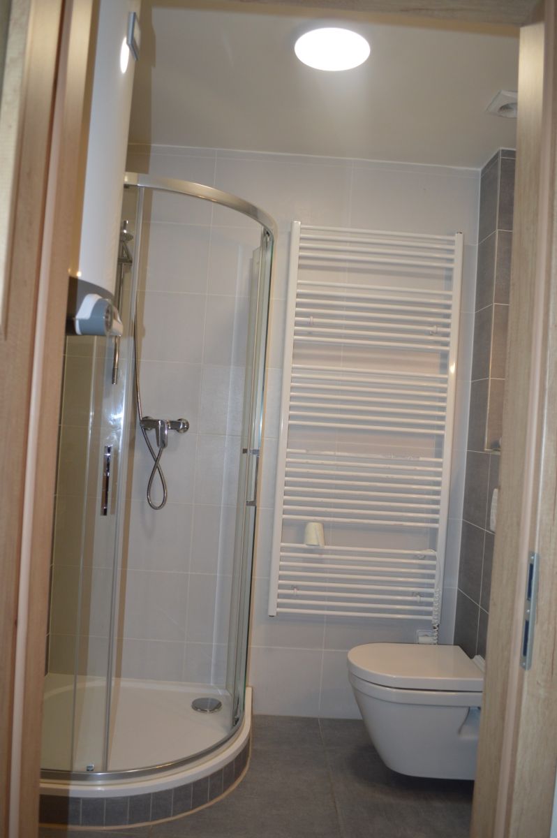 Pronájem bytu 1+kk 33 m² — photo 4