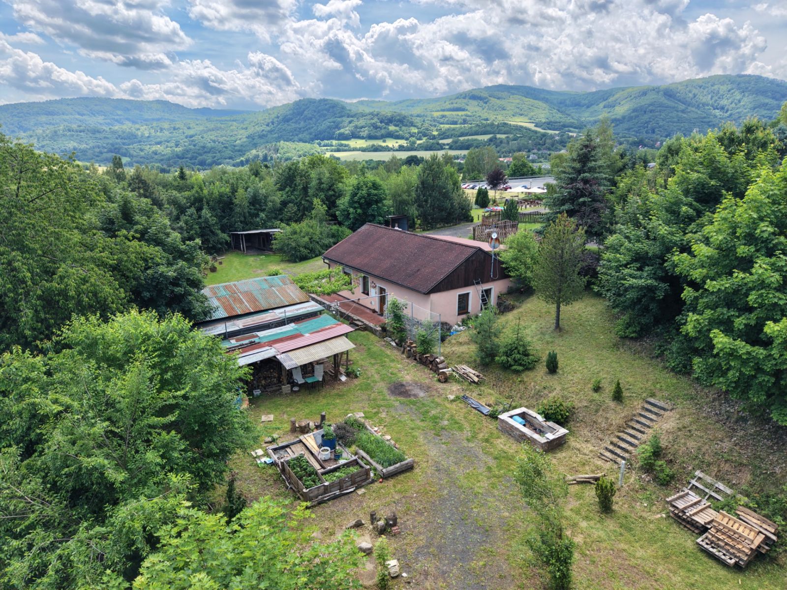 Prodej domu 110 m², pozemek 3.996 m² — photo 4