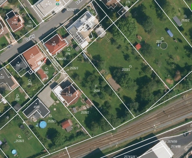 Prodej pozemku 1.233 m²