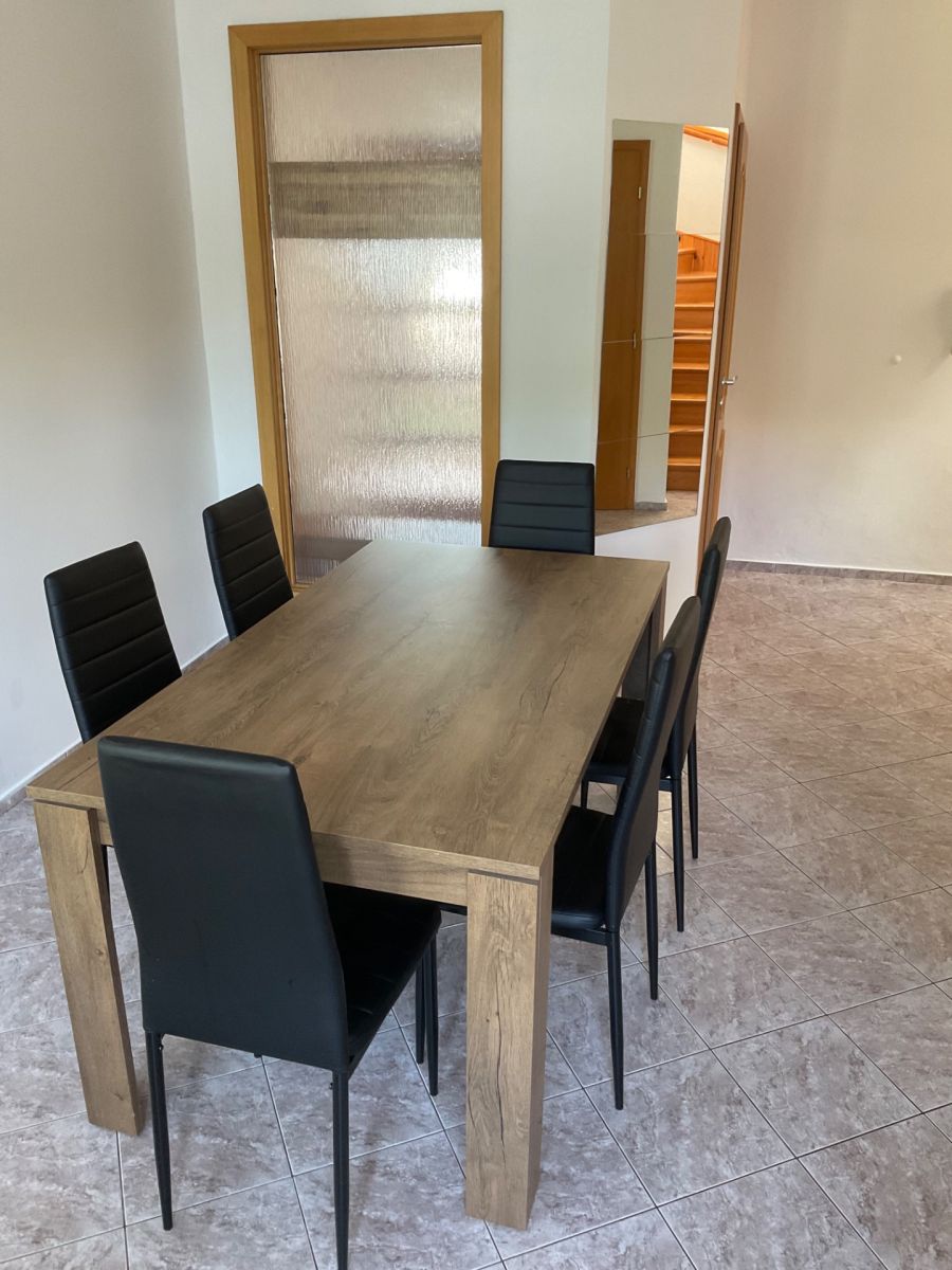 Pronájem bytu 4+1 152 m² — photo 3