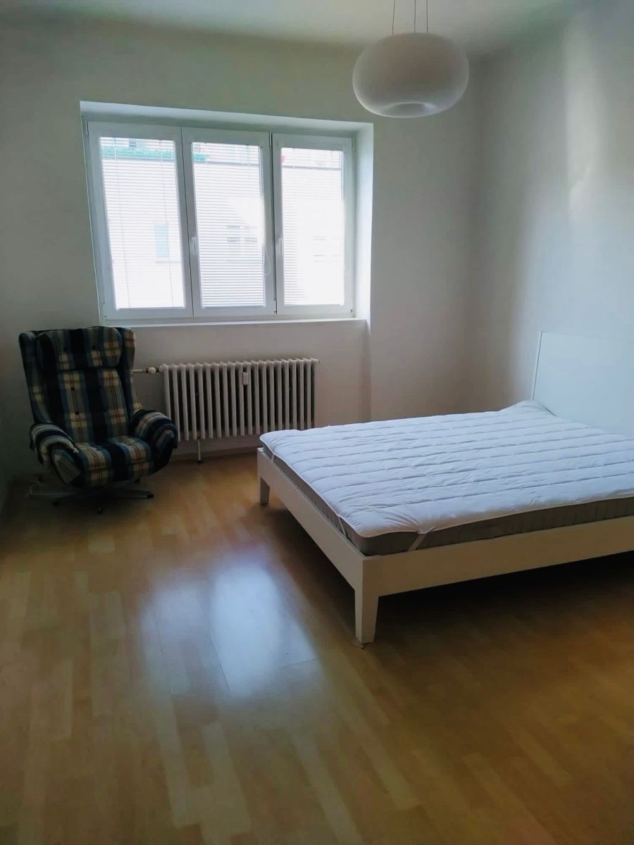 Pronájem bytu 2+kk 43 m² — photo 2