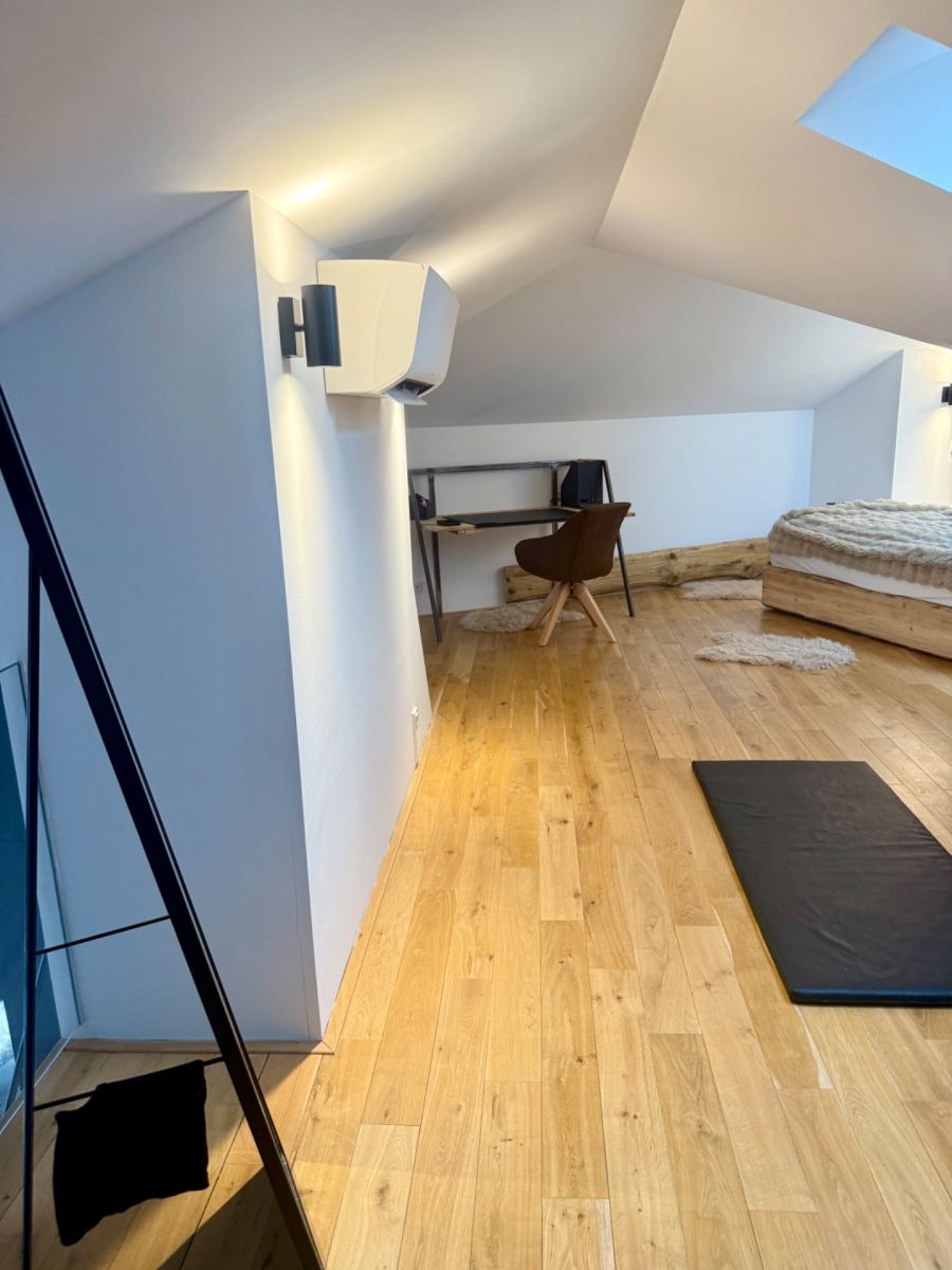 Pronájem bytu 2+kk 71 m² — photo 3
