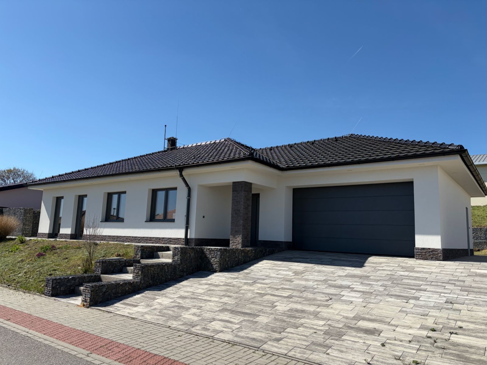 Prodej domu 180 m², pozemek 830 m² — photo 2