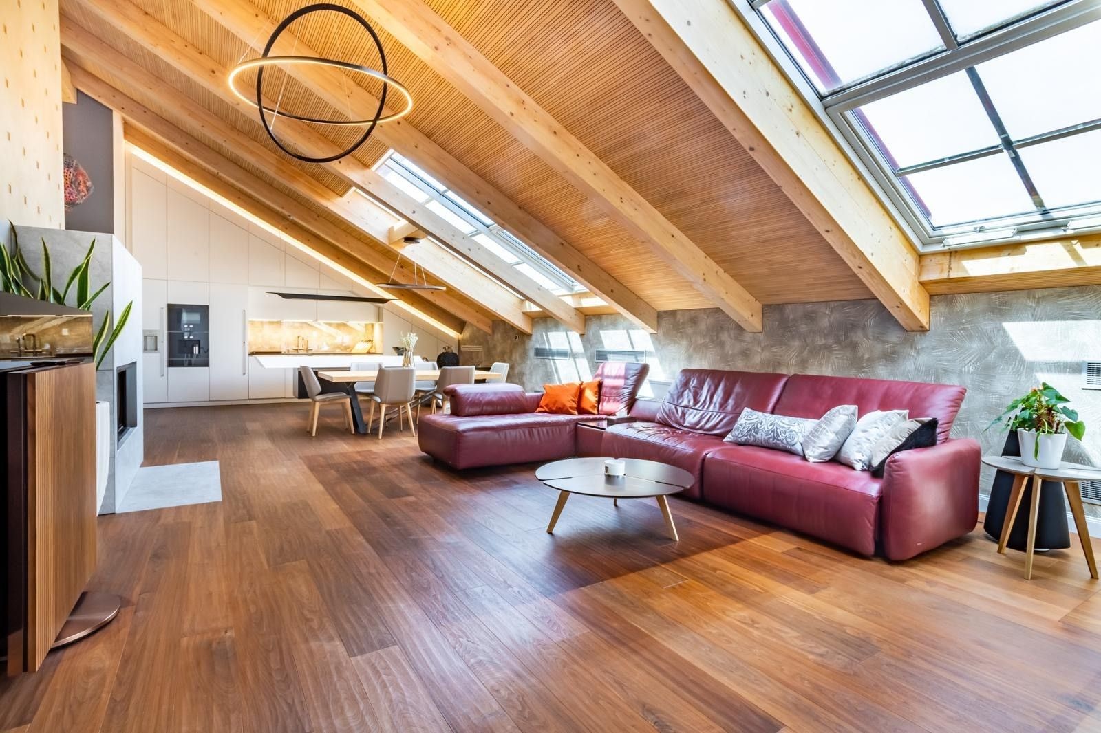Prodej bytu 5+kk 230 m²