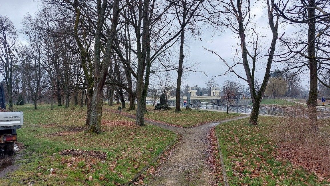 Prodej pozemku 7.743 m²