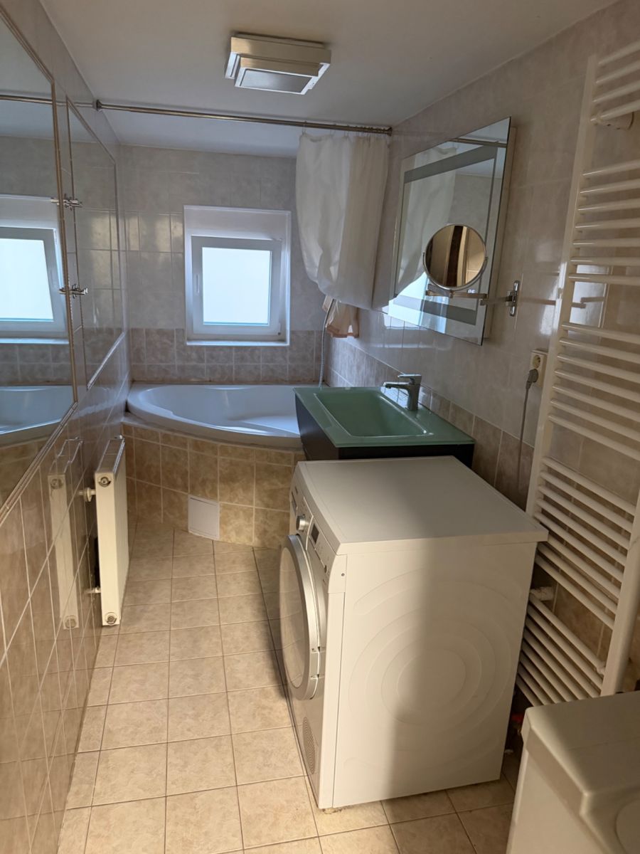 Pronájem bytu 4+kk 146 m²