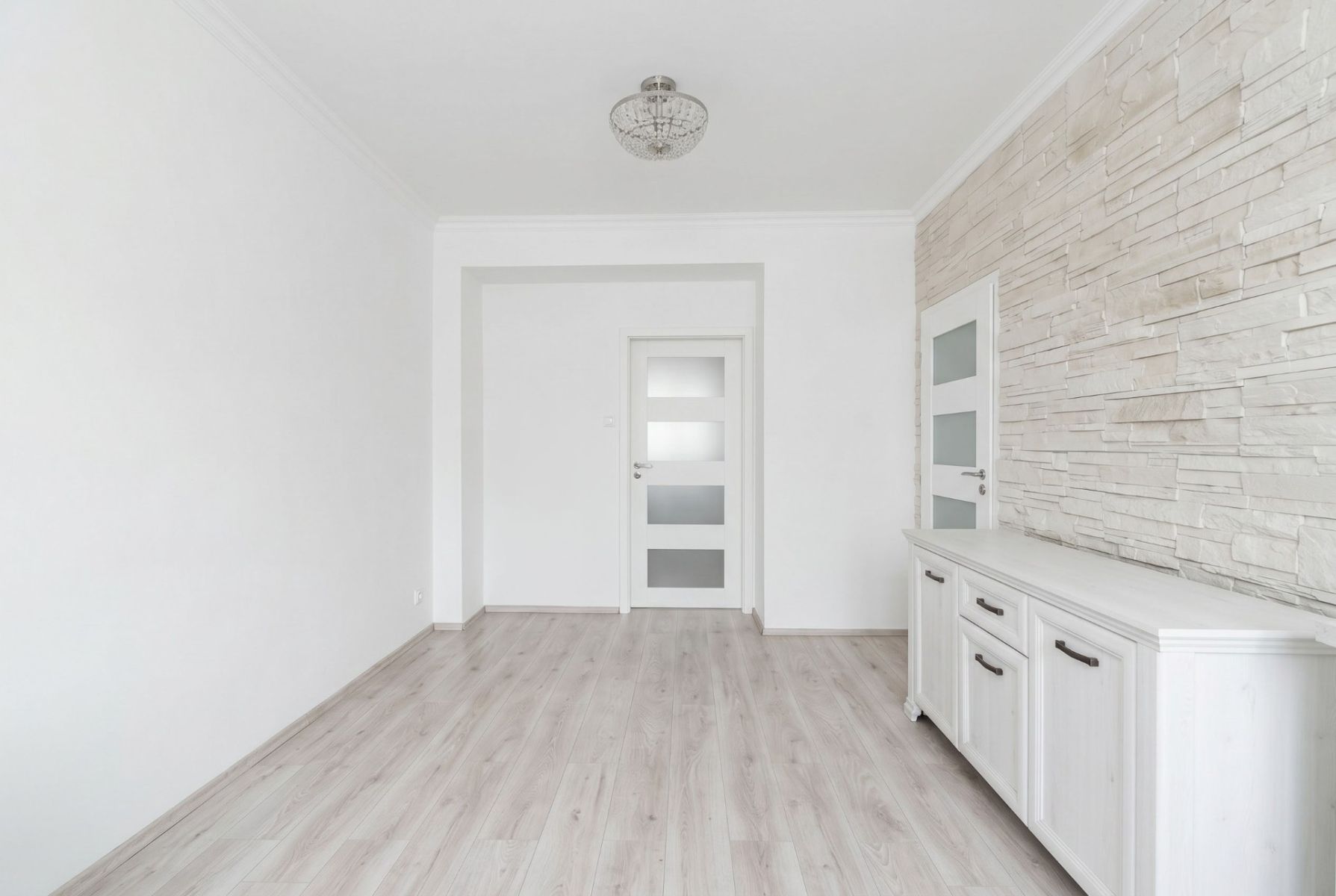 Pronájem bytu 2+kk 42 m² — photo 2