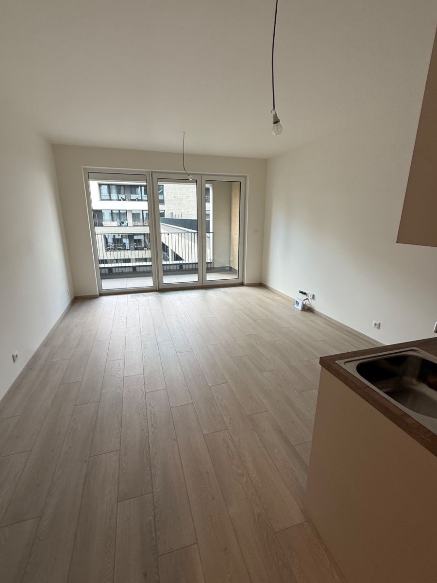Pronájem bytu 1+kk 25 m² — photo 3