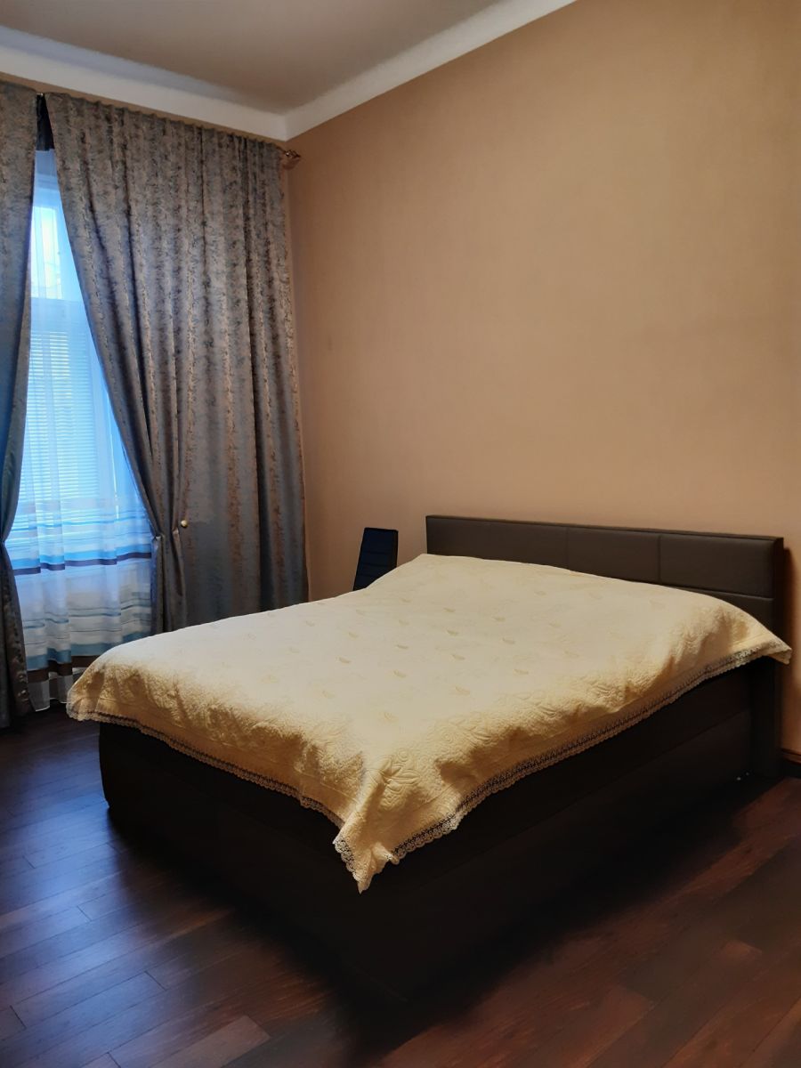 Pronájem bytu 3+kk 84 m² — photo 3