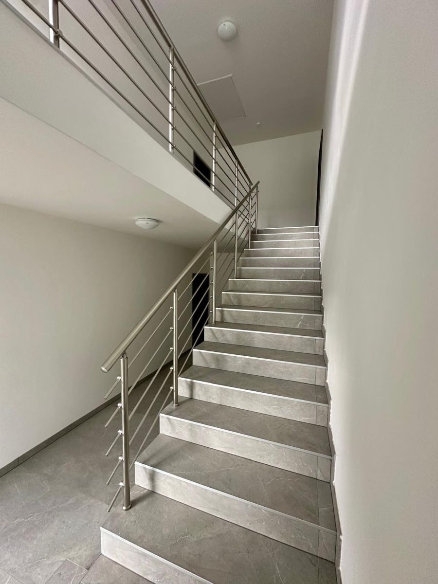 Pronájem bytu 3+kk 66 m² — photo 3
