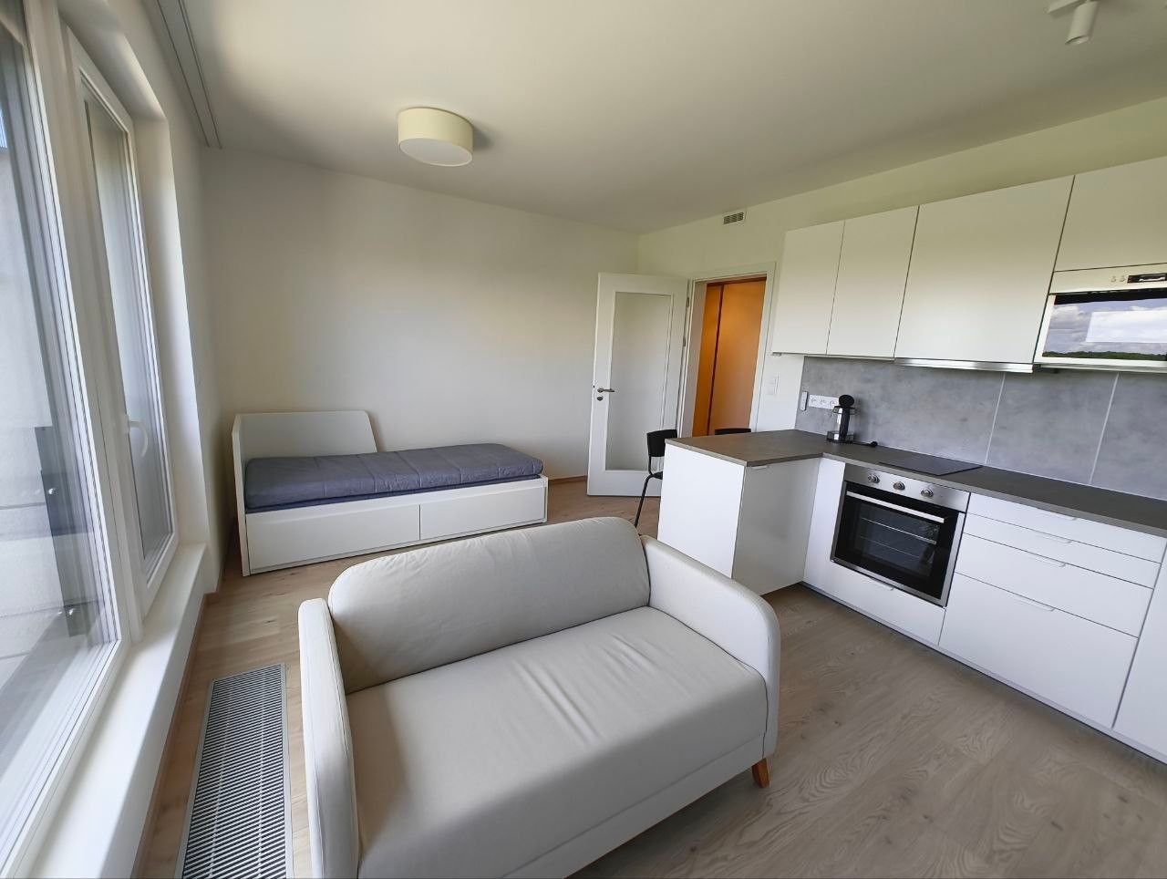 Pronájem bytu 1+kk 34 m²