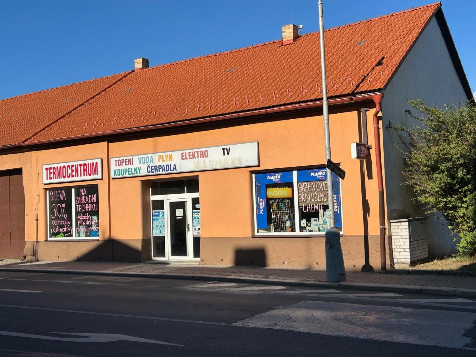 Pronájem nebytového prostoru 1.537 m²