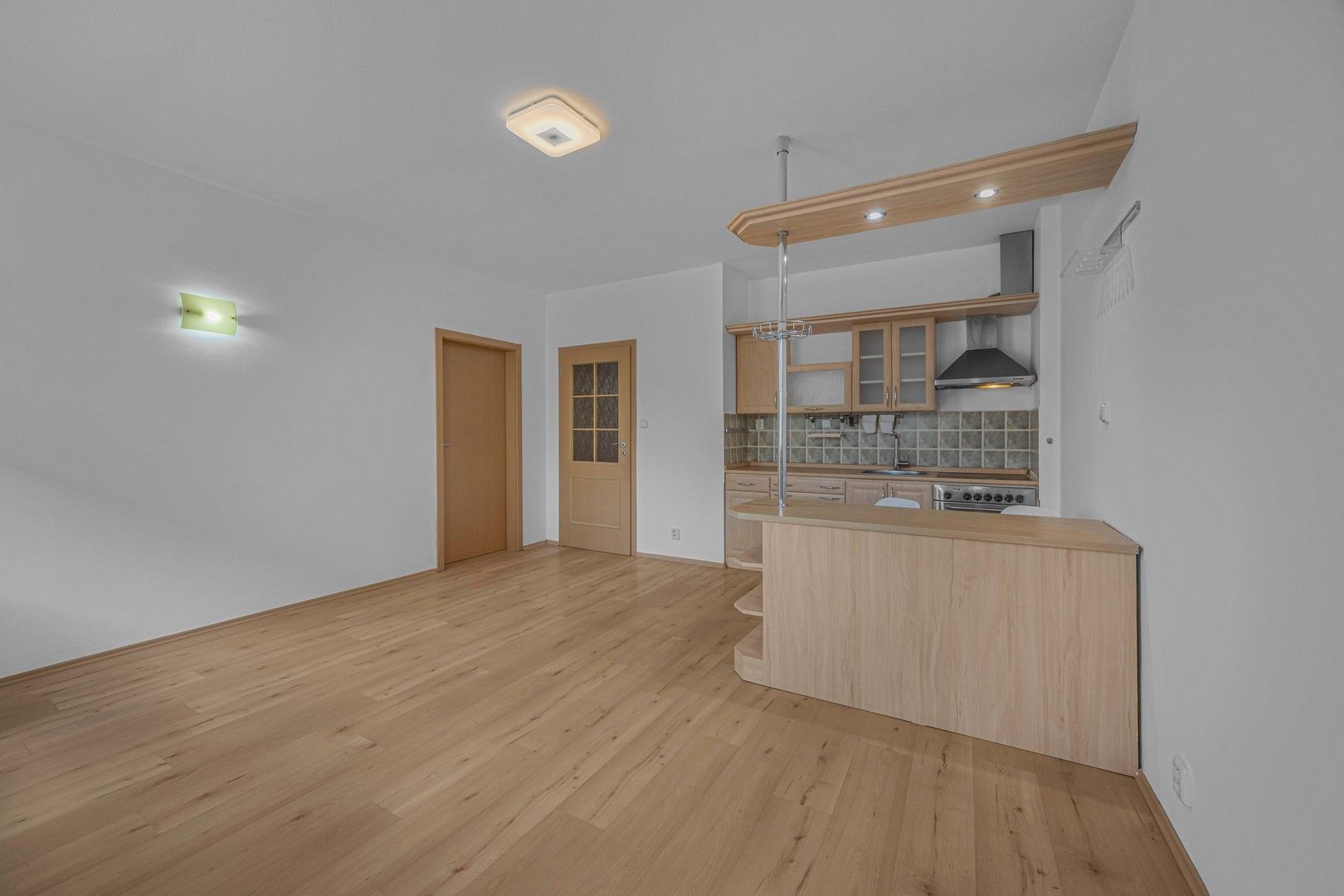 Pronájem bytu 2+kk 42 m² — photo 3