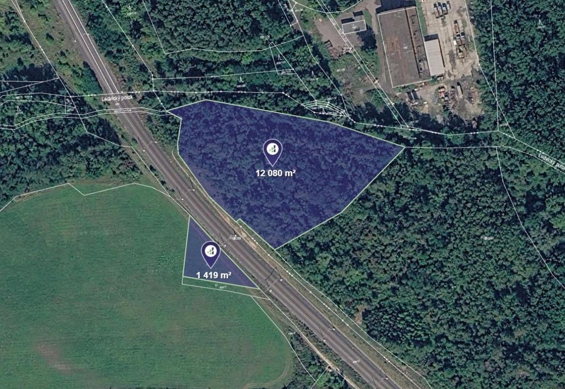 Prodej pozemku 13.499 m²
