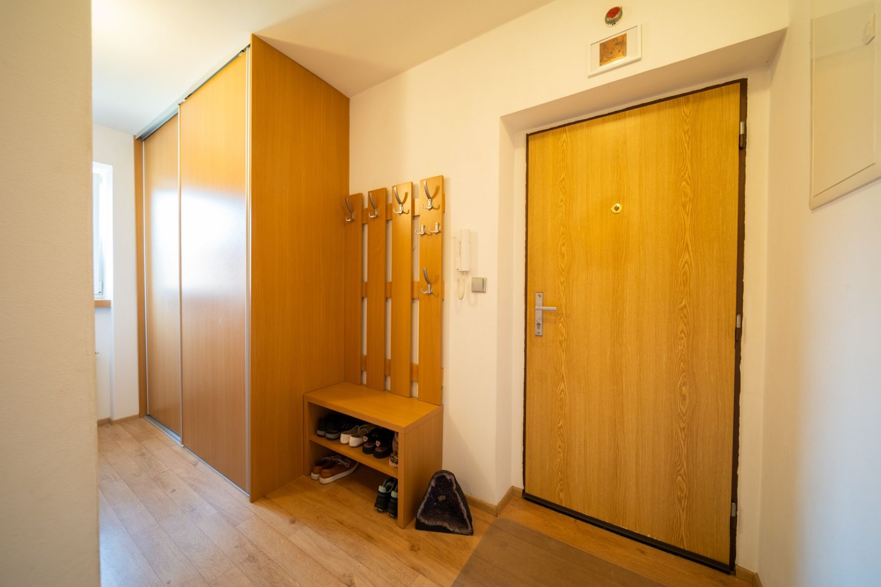 Prodej bytu 2+1 74 m² — photo 2