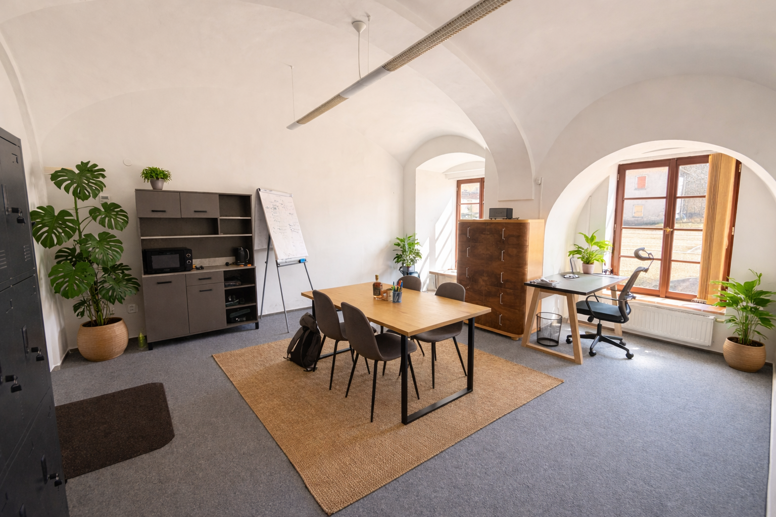Pronájem kanceláře 60 m² — photo 2