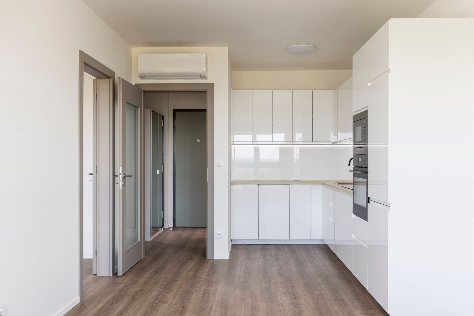 Pronájem bytu 2+kk 50 m² — photo 4