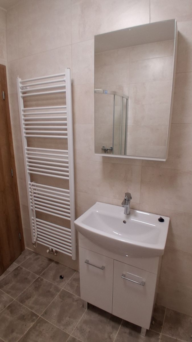Pronájem bytu 2+kk 40 m² — photo 3
