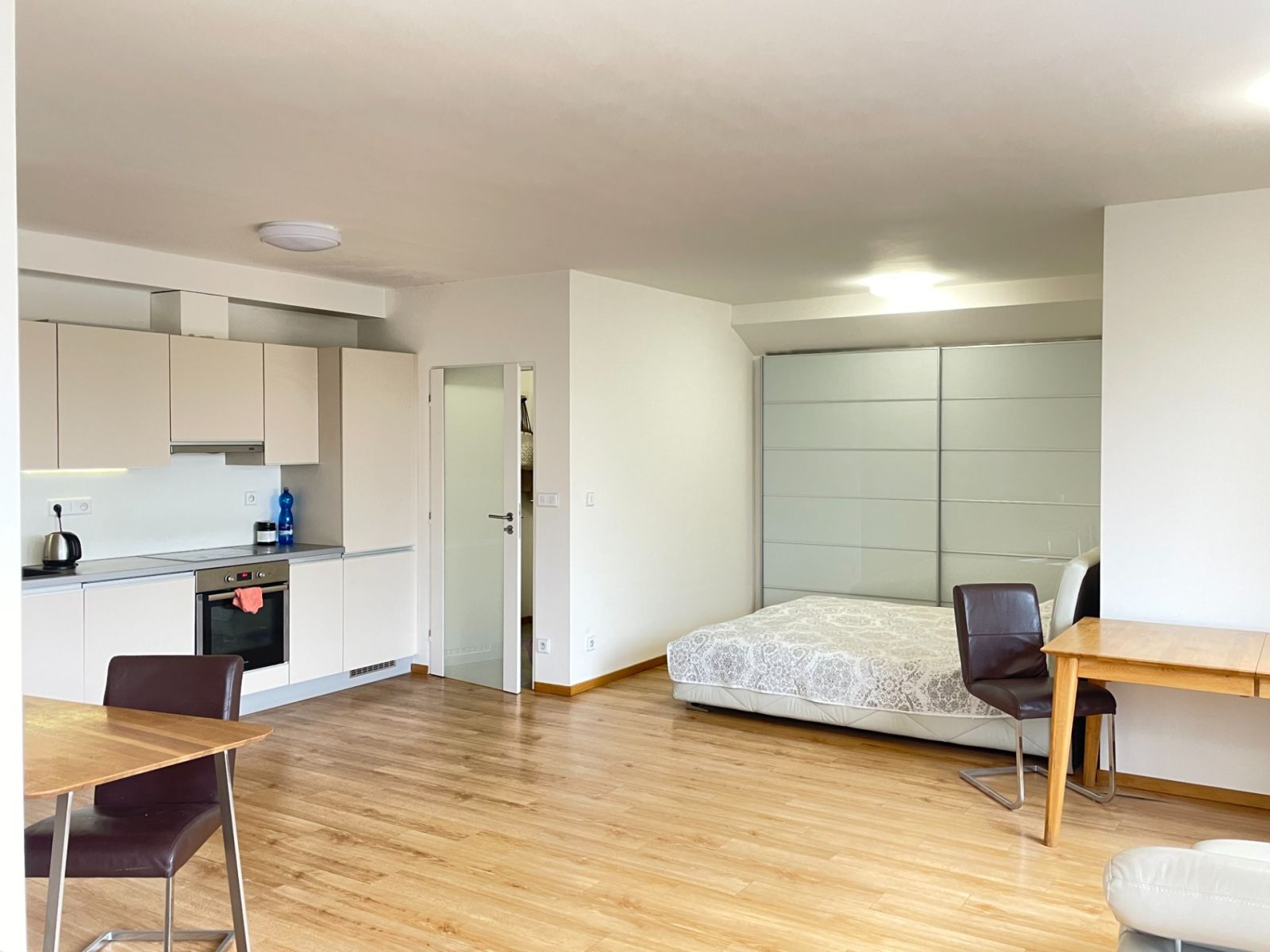 Pronájem bytu 1+kk 48 m²