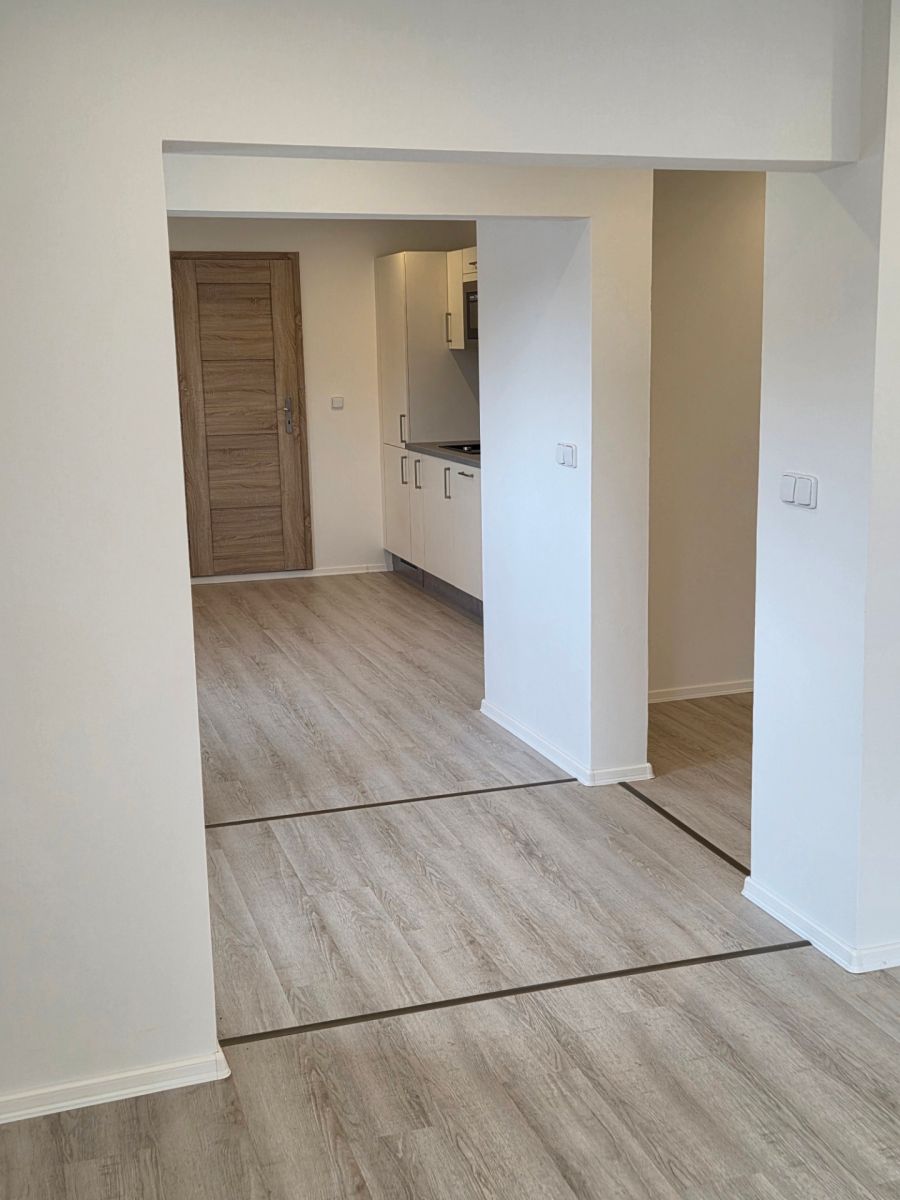 Pronájem bytu 4+1 107 m² — photo 3