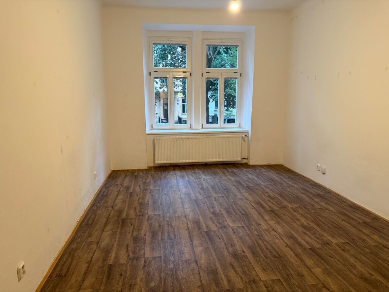 Pronájem bytu 1+1 50 m² — photo 2