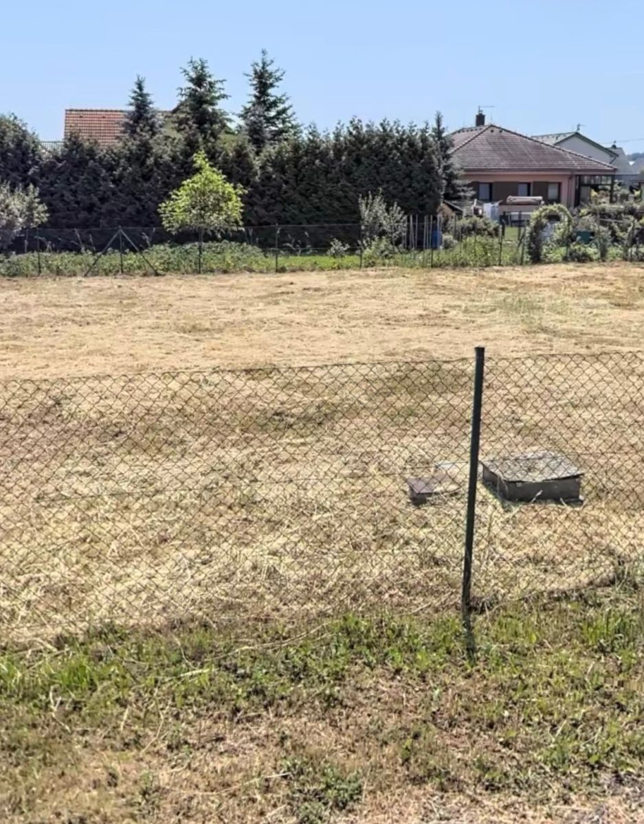 Prodej pozemku 689 m²