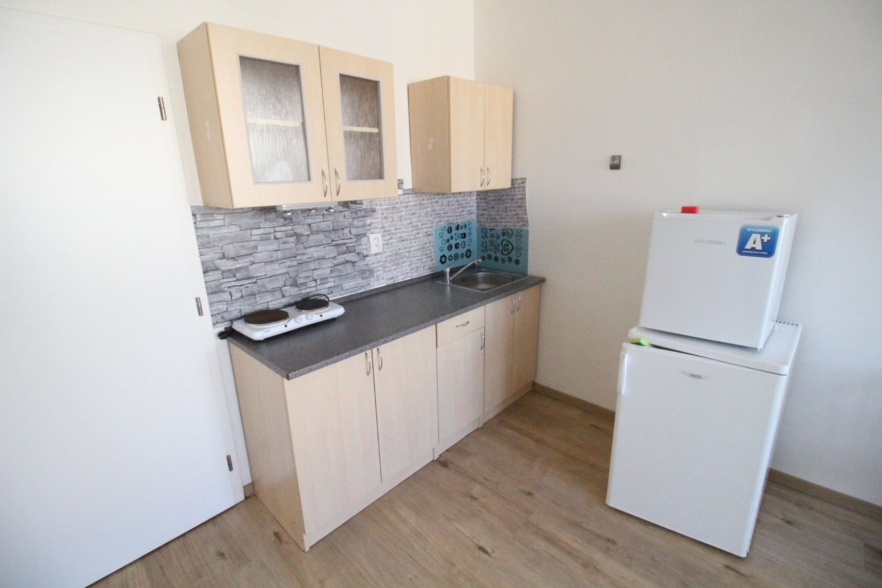 Pronájem bytu 1+1 23 m² — photo 2
