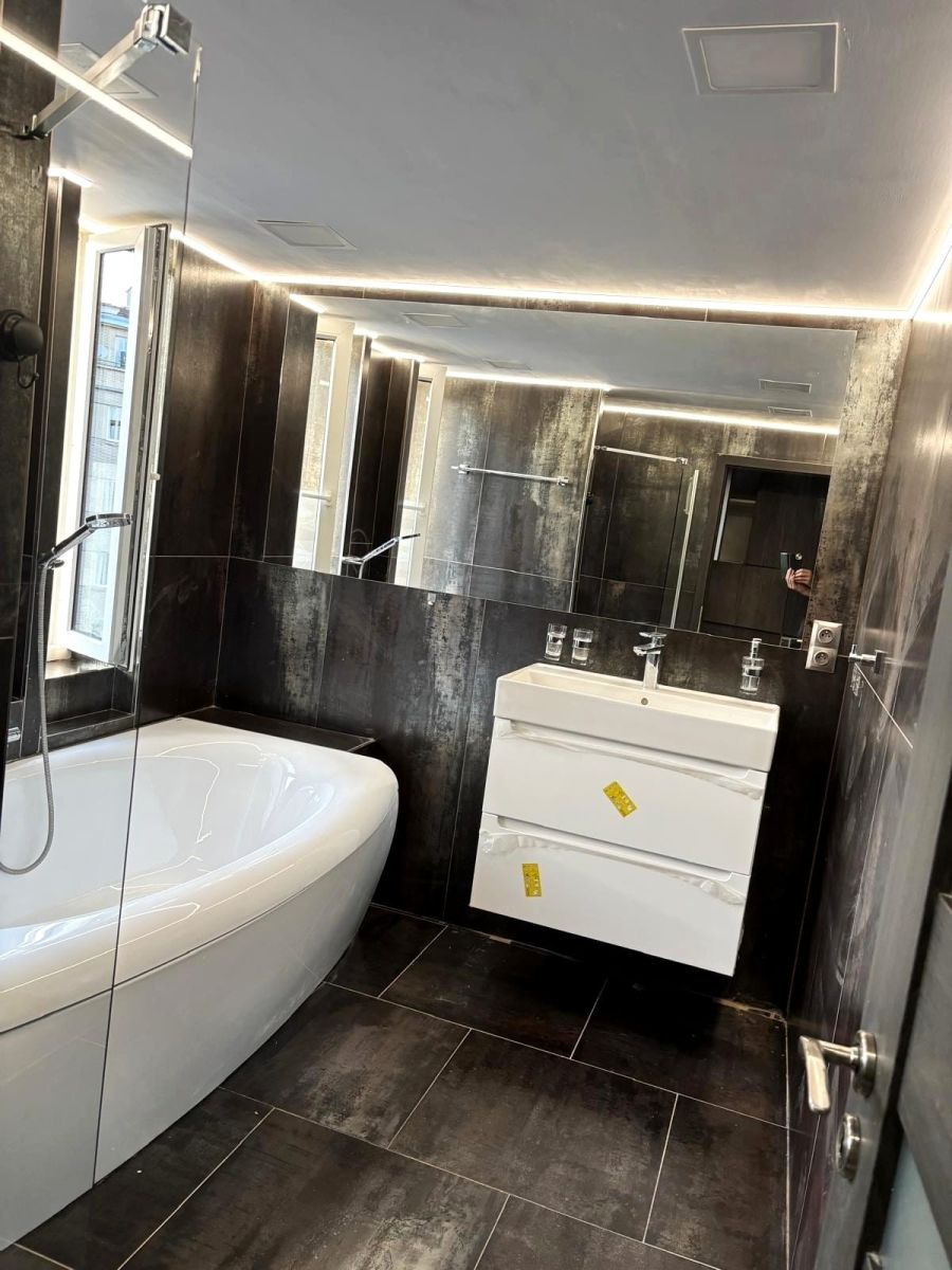 Pronájem bytu 3+1 84 m² — photo 2