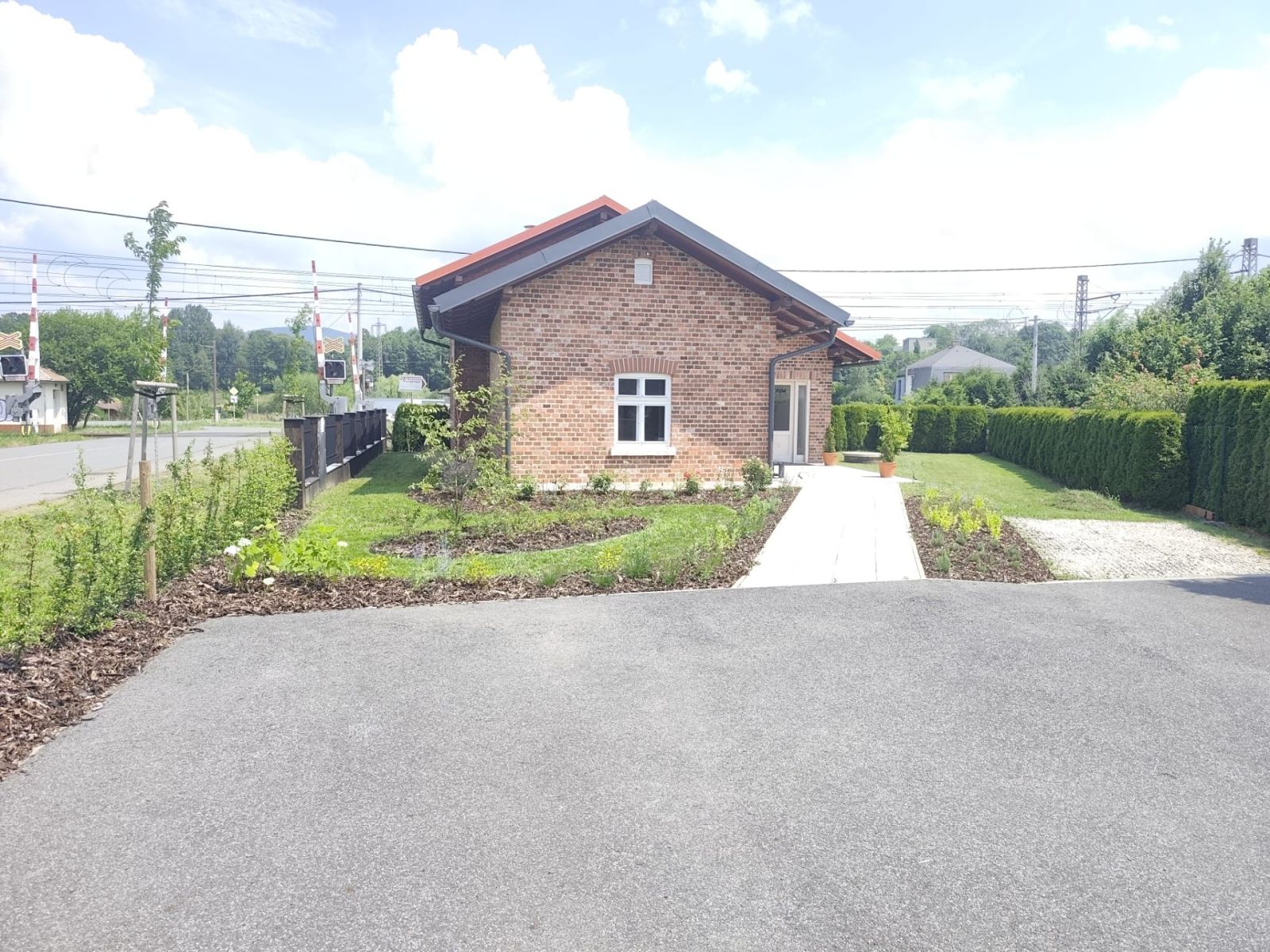 Pronájem nebytového prostoru 100 m²
