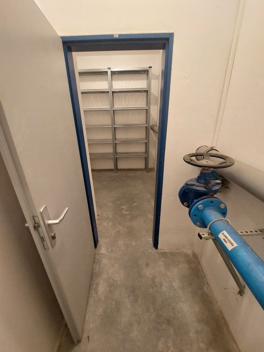 Prodej nebytového prostoru 7 m² — photo 2