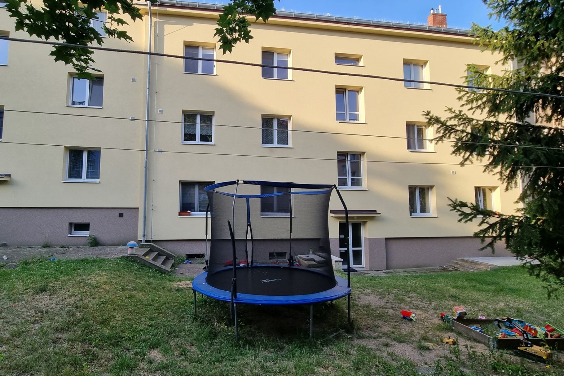 Prodej bytu 2+1 56 m² — photo 2