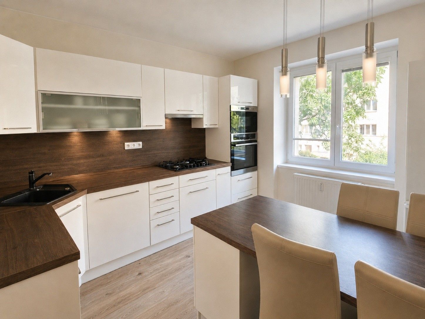Prodej bytu 2+1 56 m² — photo 4