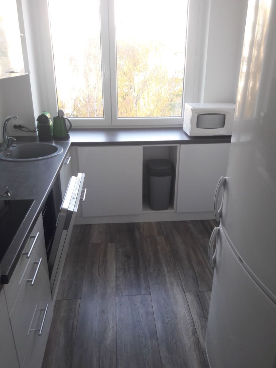 Pronájem bytu 3+1 72 m² — photo 2