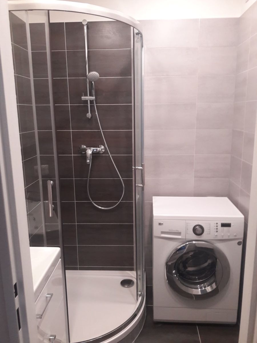 Pronájem bytu 3+1 72 m² — photo 3