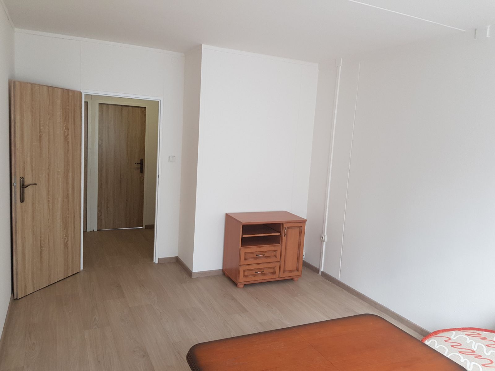 Pronájem bytu 3+1 55 m² — photo 2