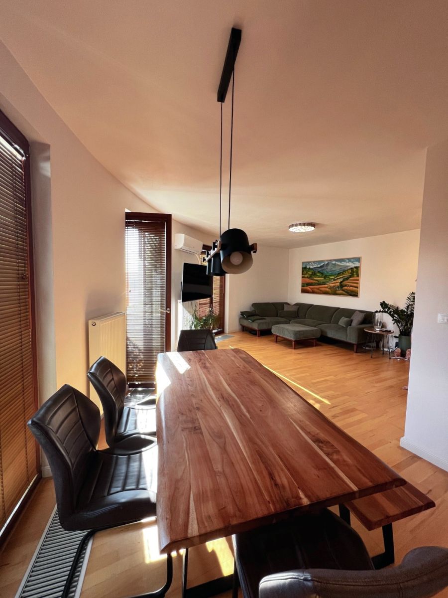 Pronájem bytu 3+kk 91 m²