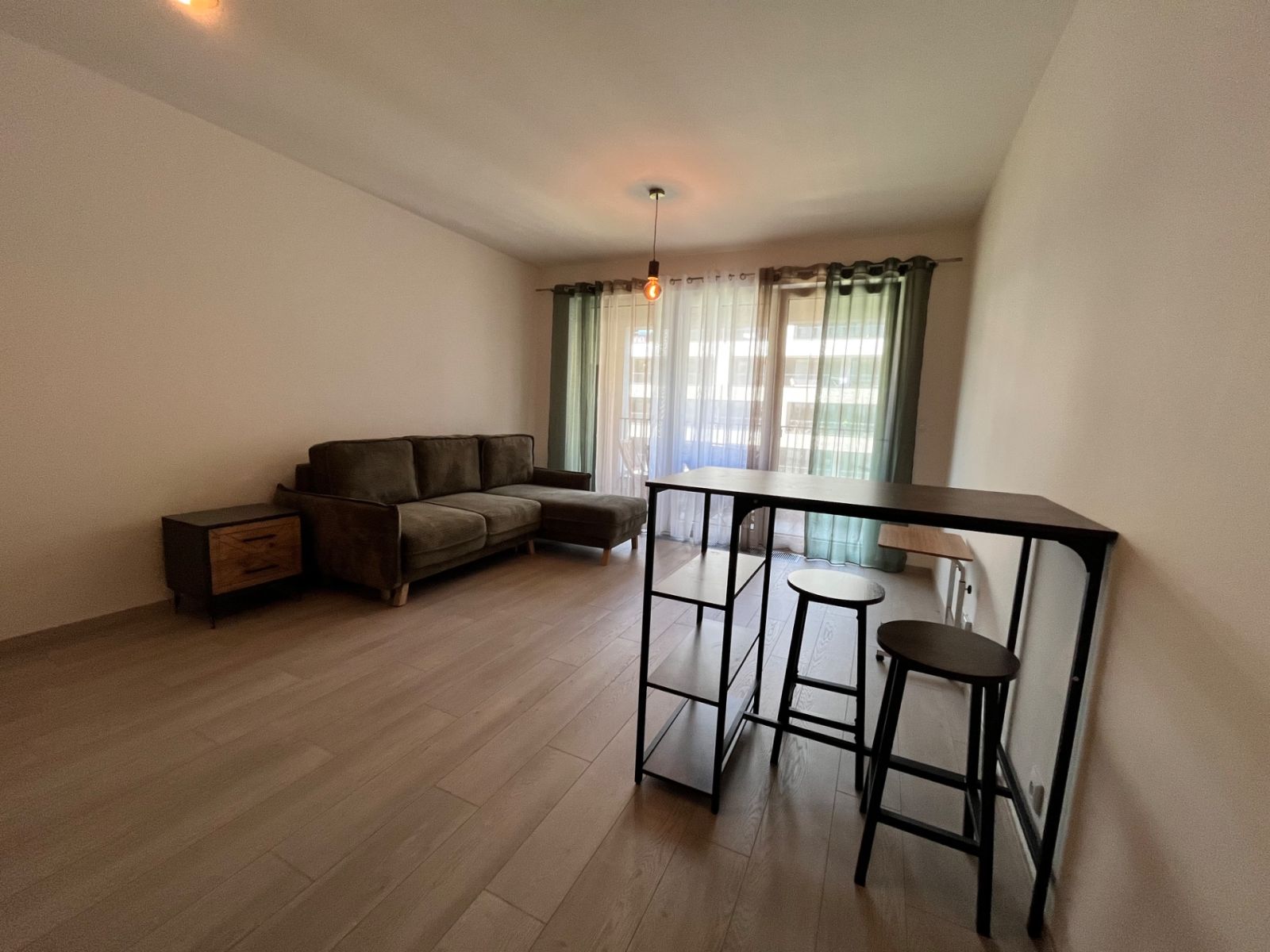 Pronájem bytu 1+kk 34 m² — photo 4