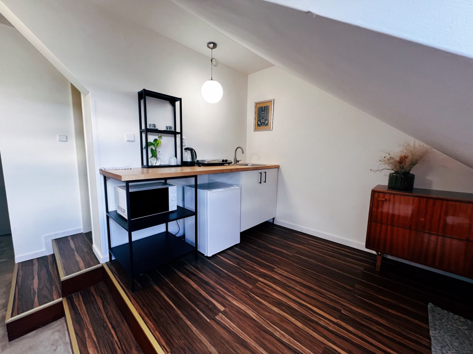 Pronájem bytu 1+kk 25 m² — photo 2