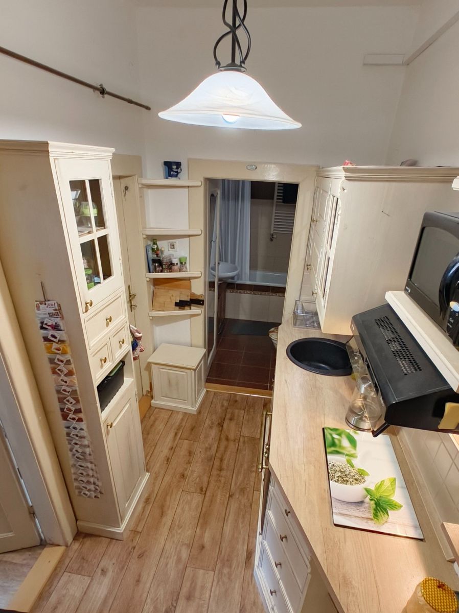 Pronájem bytu 2+kk 45 m² — photo 2