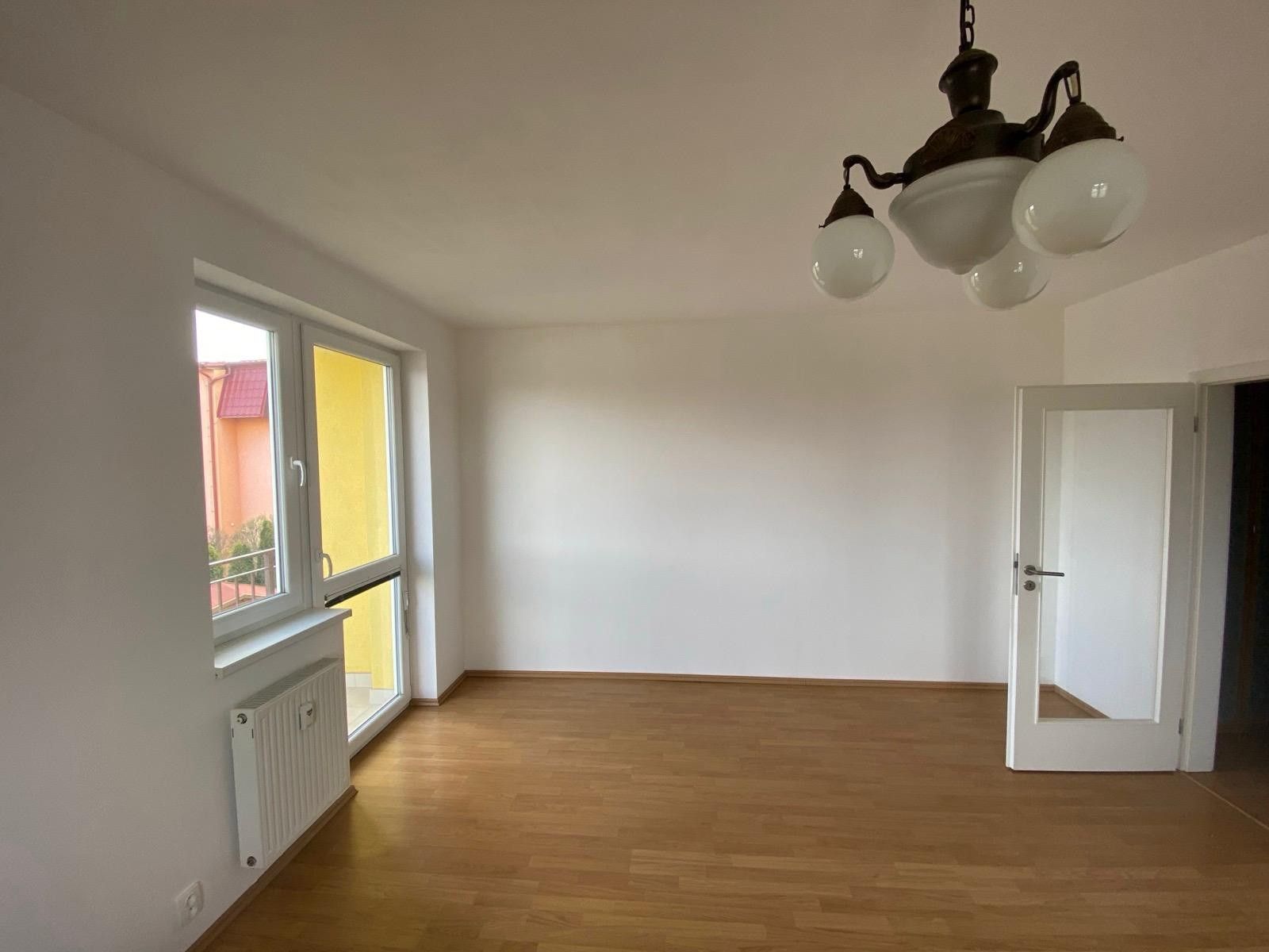 Pronájem bytu 1+kk 40 m² — photo 2