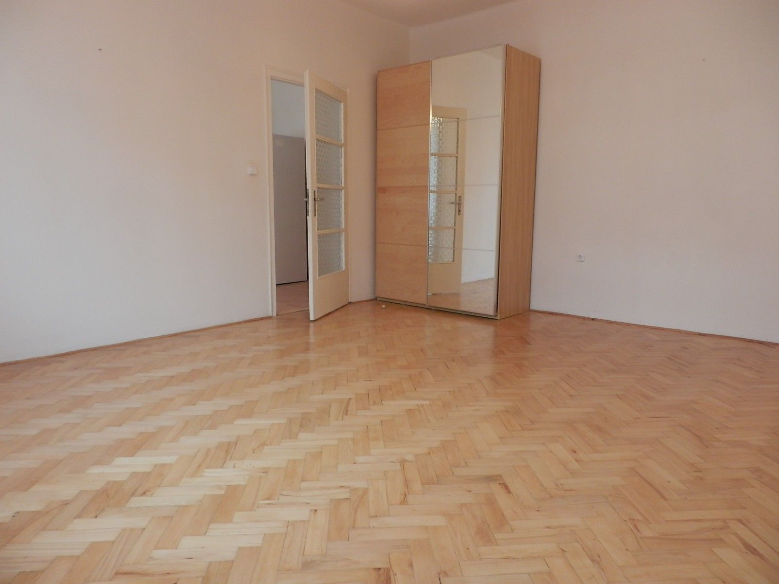 Pronájem bytu 2+kk 53 m² — photo 4