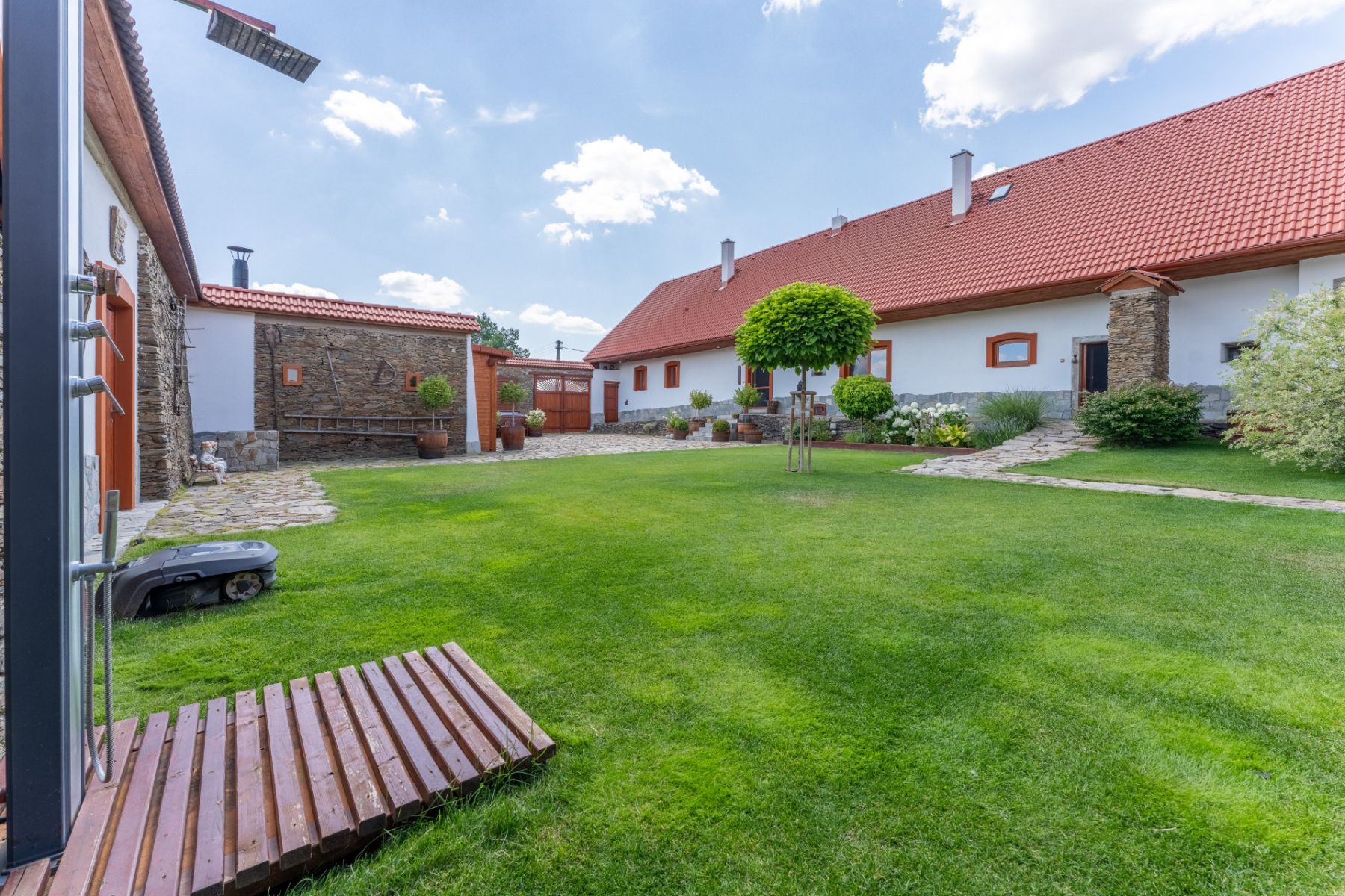 Prodej domu 926 m², pozemek 3.061 m² — photo 5
