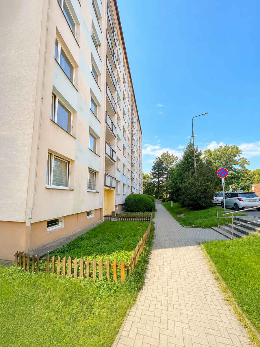 Prodej bytu 2+1 61 m² — photo 2