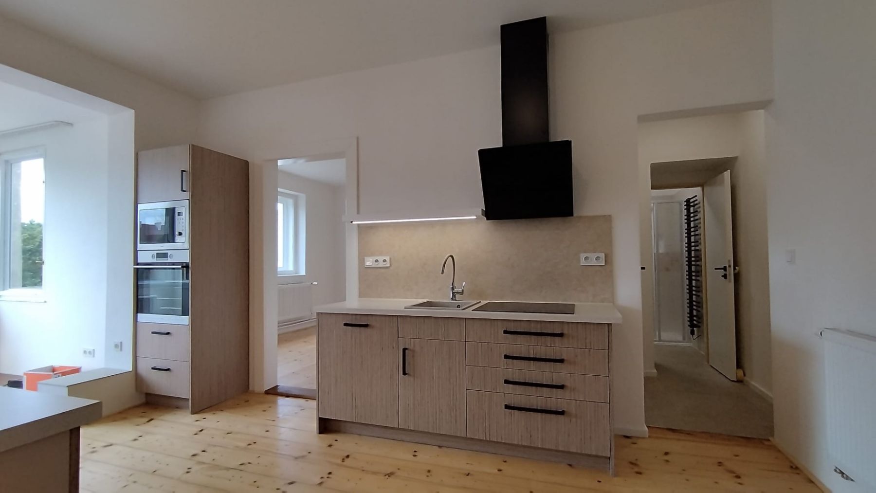 Pronájem bytu 3+kk 91 m² — photo 4